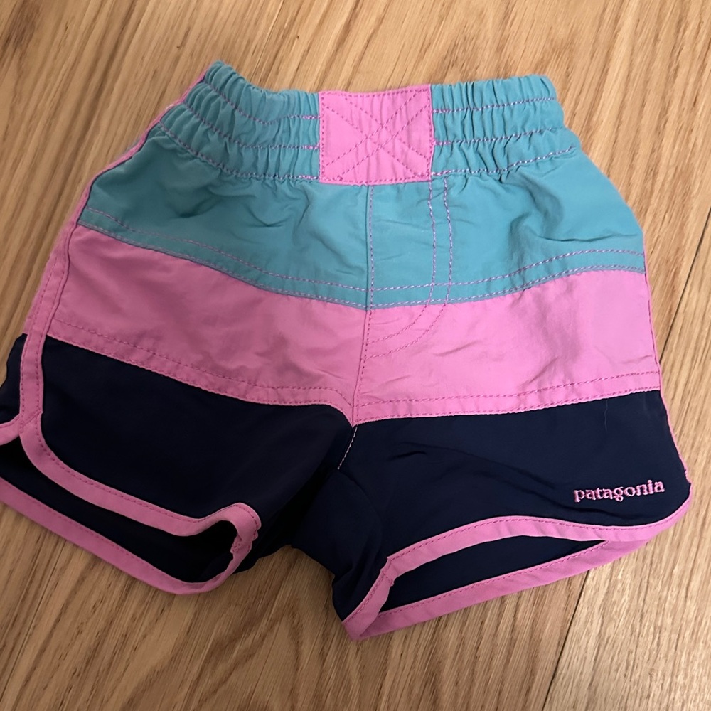 Patagonia Baby Pink, Navy and Teal Active Swim Shorts size 6-12mo